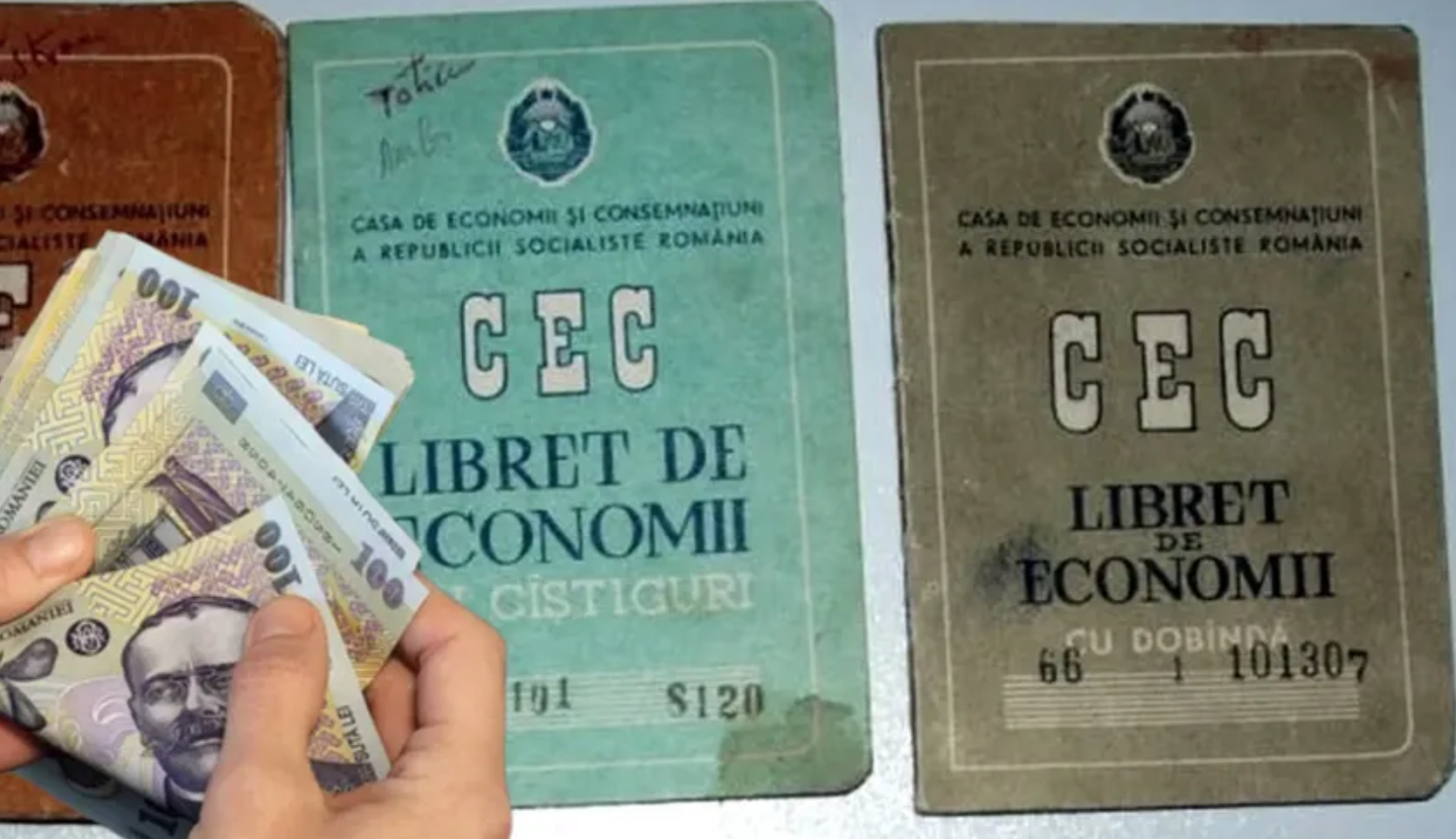 La ce preț se vinde un carnet CEC de dinainte de Revoluție. Sumele cerute nu sunt deloc mici
